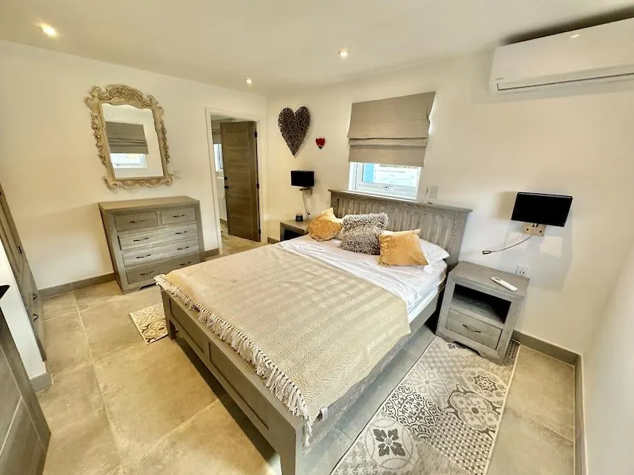 Blue Haven Villa Jolly Harbour Antigua/Barbuda